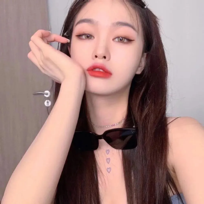 爱妃别跑，快帮朕亡国